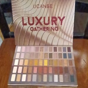 WOMEN'S EYESHADOW PALETTE